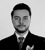 افشین دادگستر